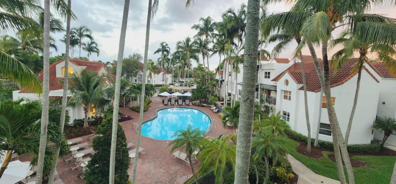 Dharma Home Suites Dania Beach At Sheridan Ocean Club Kültér fotó